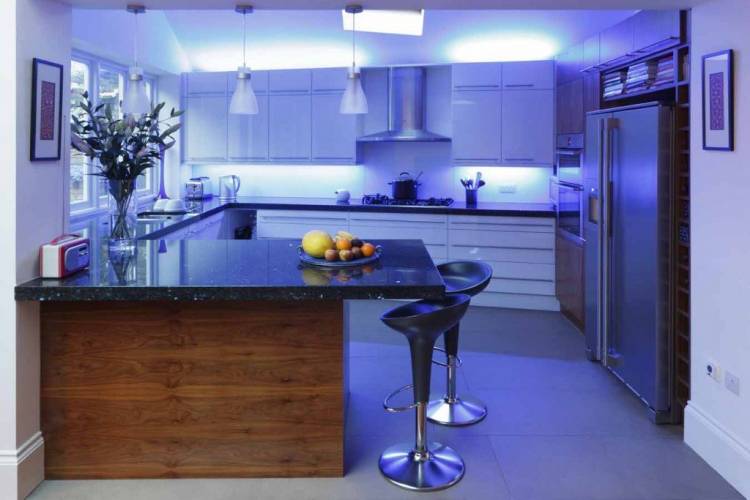 Как правильно выбрать светодиодную ленту для подсветки кухни