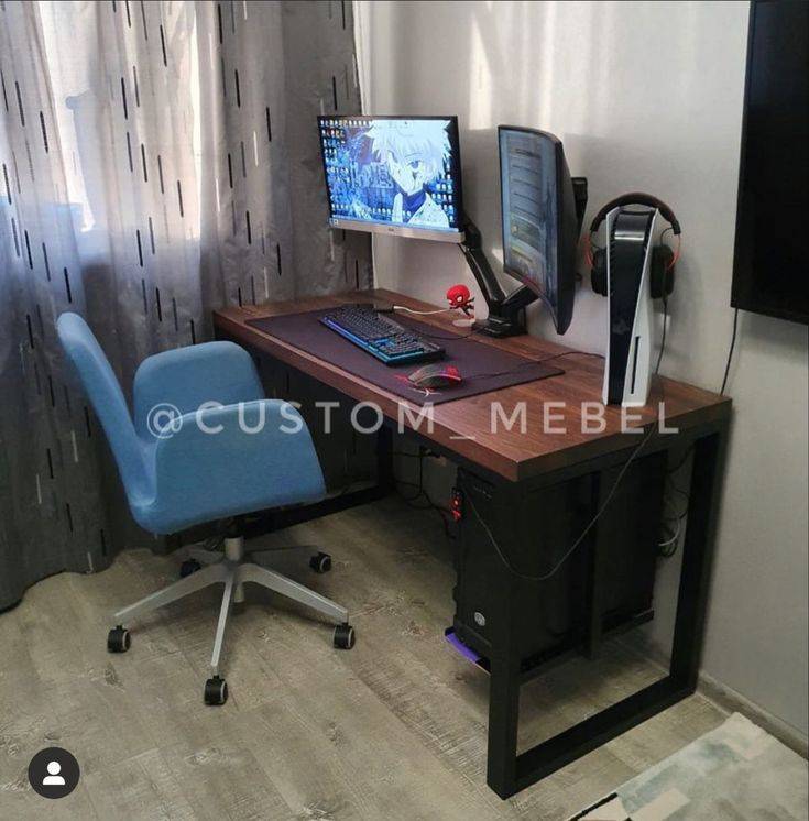 Компьютерный стол от Custom Mebel