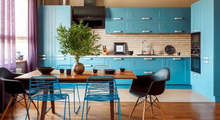 Как правильно выбрать кухонный стол? Цвет, размер и стулья