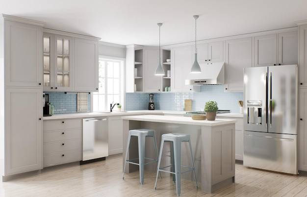 Кухня с синим кухонным островом и хромированным холодильником