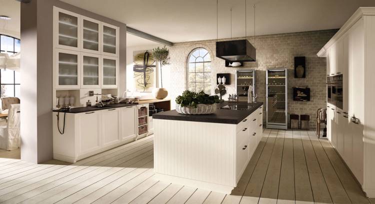 Элегантный дизайн интерьера кухни в классическом стиле