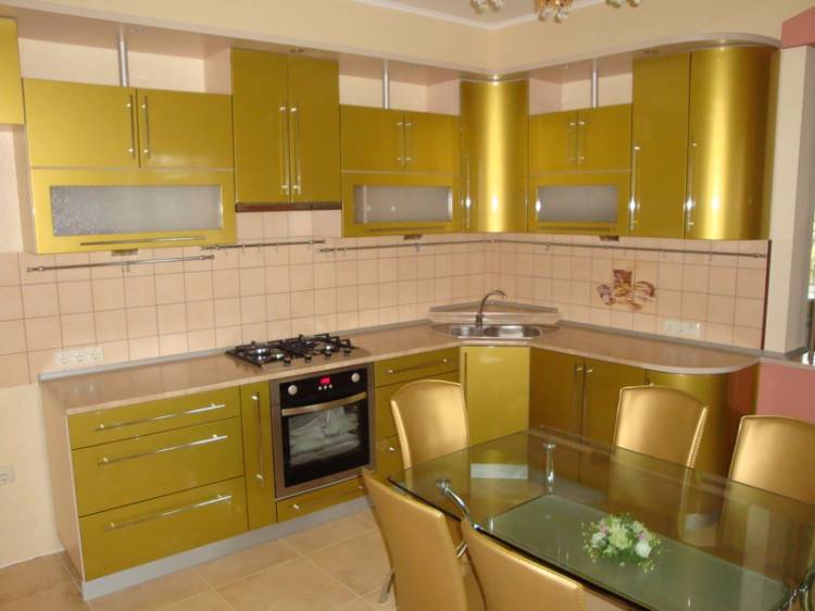 Кухня в золотом цвет