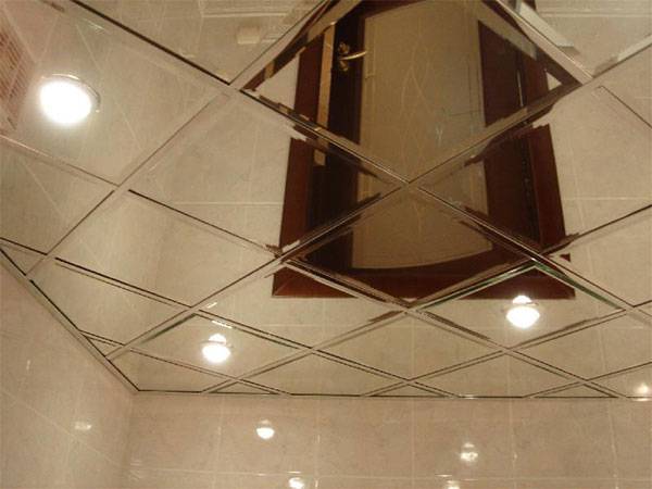 Плитка зеркальная для потолка серебряная
