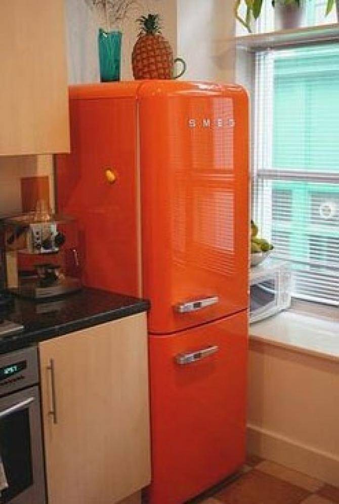 Великолепный холодильник Smeg в интерьере кухни