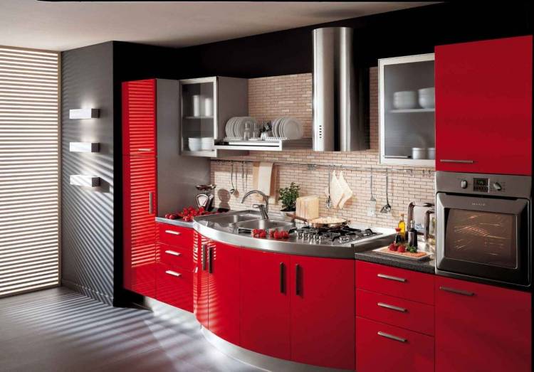 Красно-черная кухня в квартир