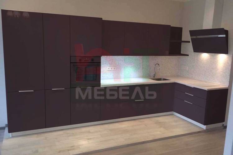 Современные кухни баклажанового цвета в Петрозаводск