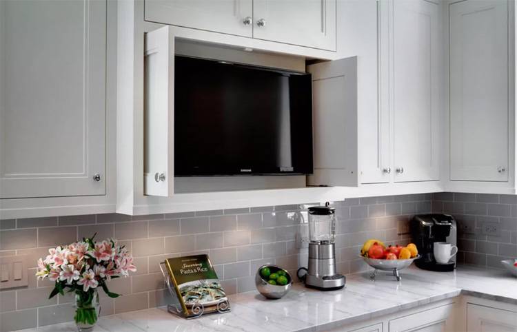 Дизайн стильных способов включить телевизор в интерьер кухни