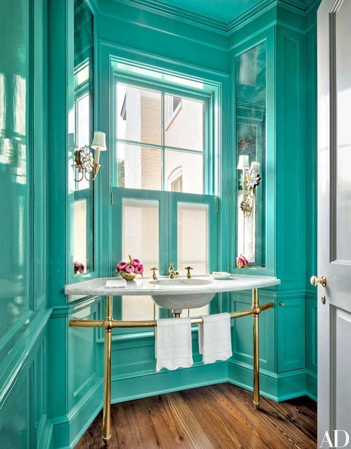 Бирюзовый цвет в дизайне интерьера ванной комнаты