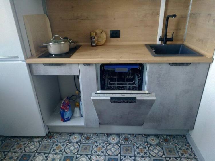 Куда поставить посудомоечную машину в маленькой кух