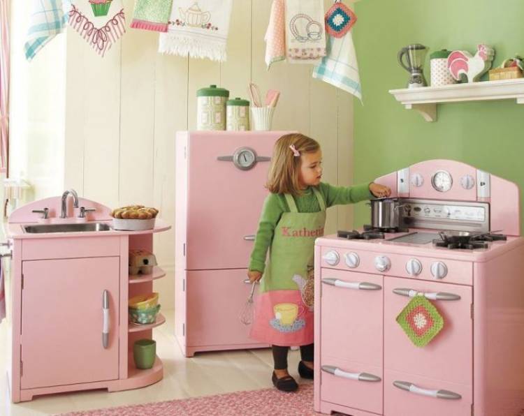 Как сделать кухню для девочки