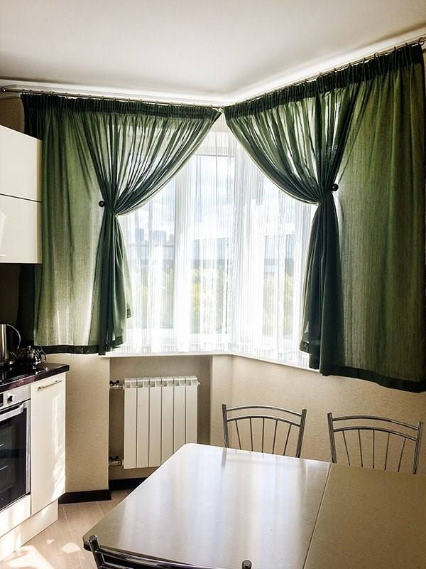 Какие шторы выбрать на кухонное ок