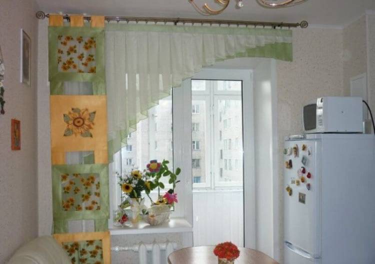 Занавески на кухню, короткие шторы на кухню