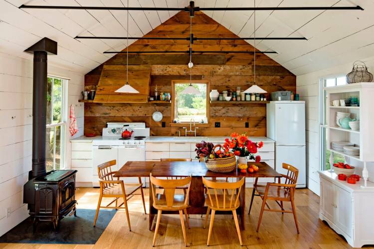 Летняя кухня в стиле прованс на дач