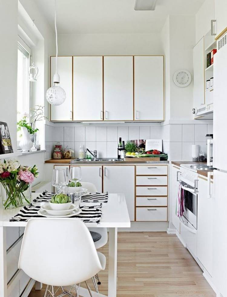 Дизайн маленькой белой кухни