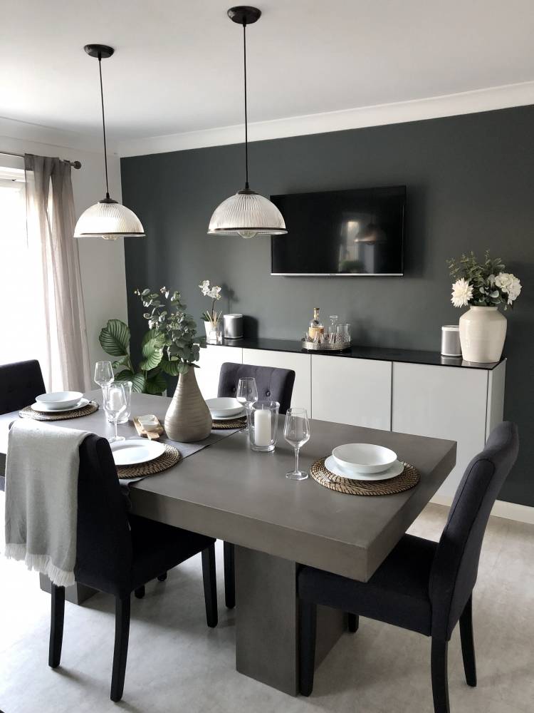 Серый кухонный стол в интерьер