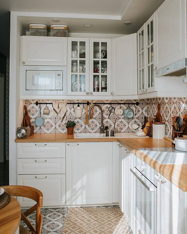 Интересный дизайн маленькой кухни: 99 стильных идей +фото