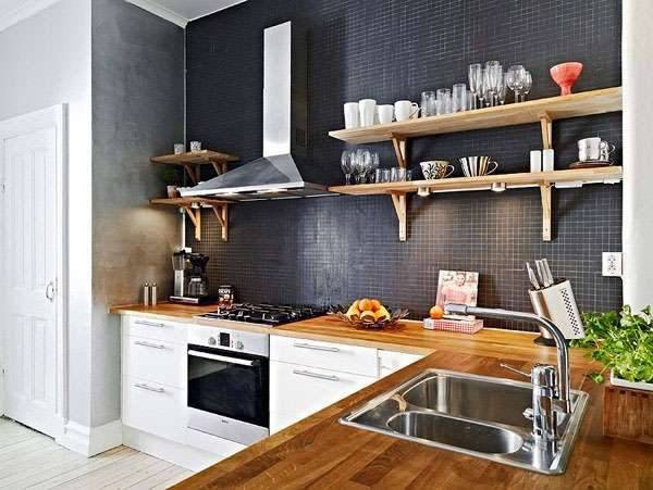 Дизайн кухни без верхних навесных шкафов