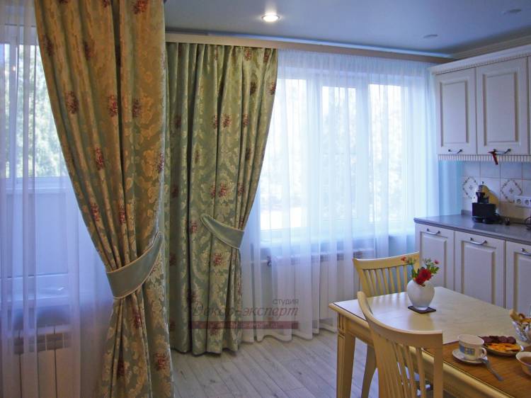 Шторы в гостиную-столовую для гостеприимных хозяев из Тольятти